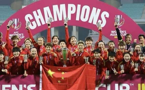 国产边打电话边做对白刺激